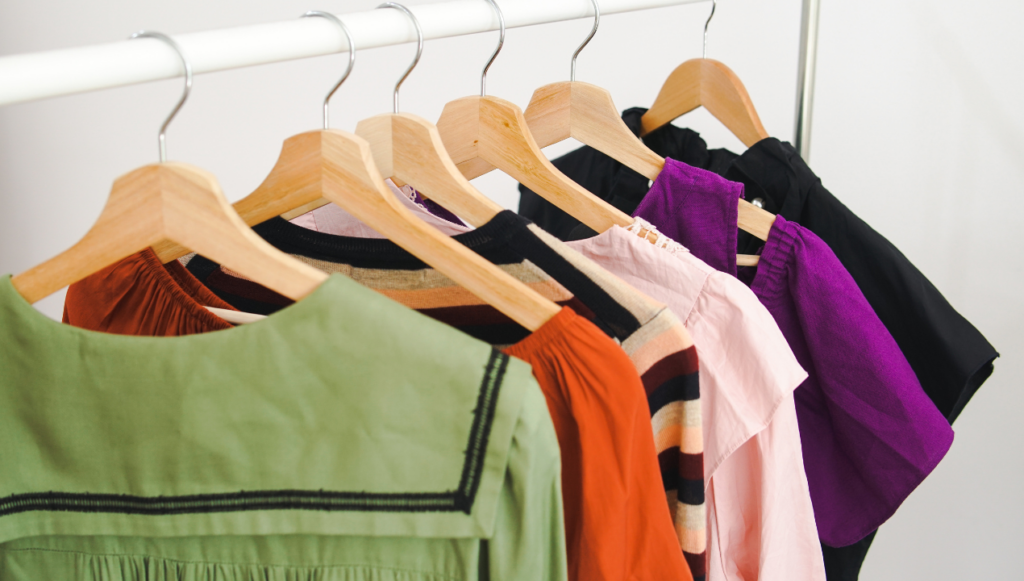 Types of Clothing: Useful List of Clothing Names with the Picture